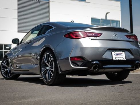 Used 2017 INFINITI Q60 3.0t w/ Premium Plus Package 3.0T AWD/4WD image 20