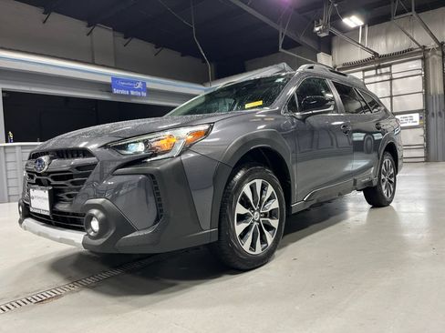 Certified 2024 Subaru Outback Limited AWD/4WD image 4