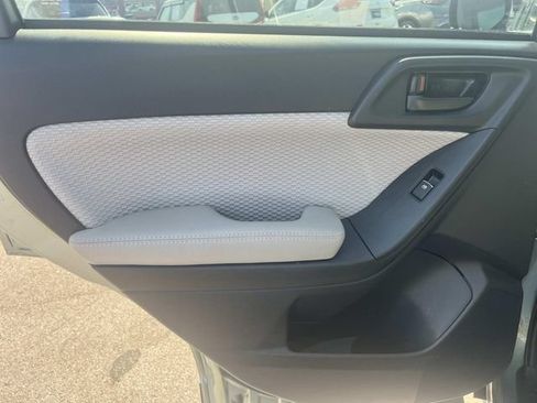 Used 2018 Subaru Forester 2.5i Premium AWD/4WD image 18