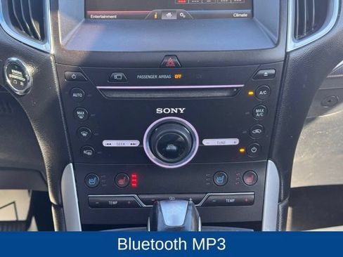 Used 2015 Ford Edge Titanium w/ Equipment Group 302A AWD/4WD image 20