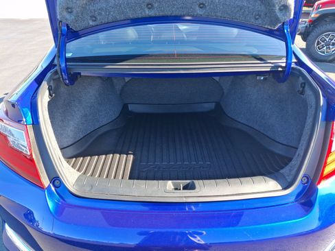 Used 2017 Honda Accord EX-L image 19