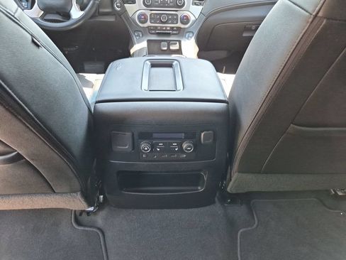 Used 2020 GMC Yukon SLT w/ Premium Edition RWD image 35