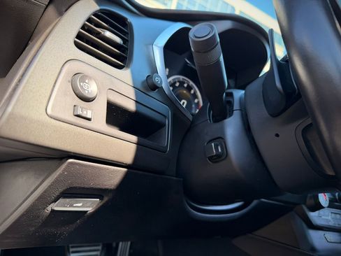 Used 2019 Chevrolet Corvette Stingray Coupe w/ 1LT image 32