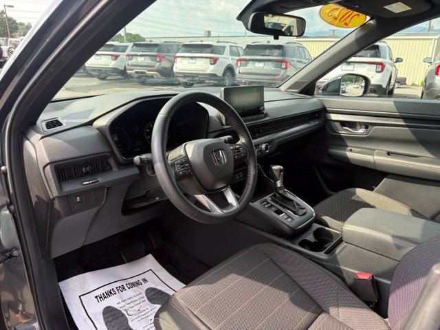 Used 2025 Honda CR-V Sport image 3