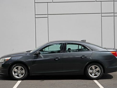 Used 2015 Chevrolet Malibu LS FWD image 41