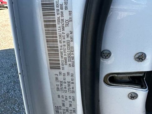 Used 2018 RAM 3500 Tradesman w/ Popular Equipment Group image 46