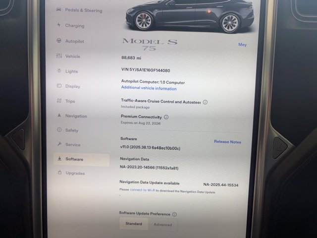 Used 2016 Tesla Model S RWD image 15