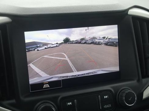 Used 2023 GMC Terrain SLT FWD image 19