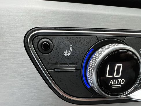 Used 2022 Audi A4 2.0T Premium Plus image 24