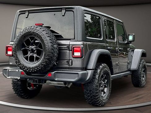 Used 2025 Jeep Wrangler Unlimited Sport AWD/4WD image 6