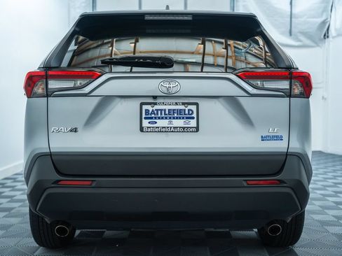 Certified 2025 Toyota RAV4 LE FWD image 5