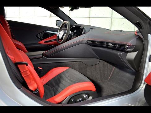 Used 2024 Chevrolet Corvette Stingray Preferred Cpe w/ Z51 Performance Package RWD image 23