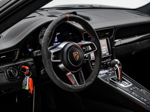 Used 2016 Porsche 911 GT3 RS image 39