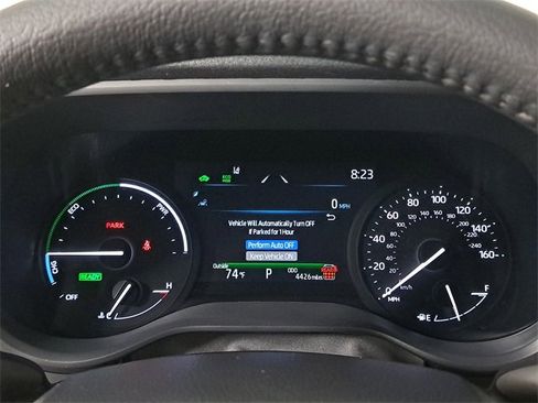 Used 2025 Toyota Sienna XLE image 27