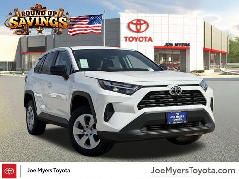 Used 2025 Toyota RAV4 LE image 1