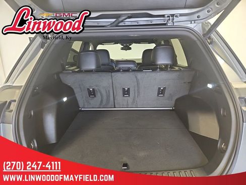 Used 2026 Chevrolet Equinox RS w/ LPO, Floor Liner Package AWD/4WD image 14