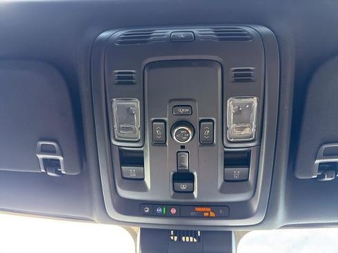 Used 2025 GMC Yukon XL Denali Ultimate w/ LPO, Floor Liner Package AWD/4WD image 38
