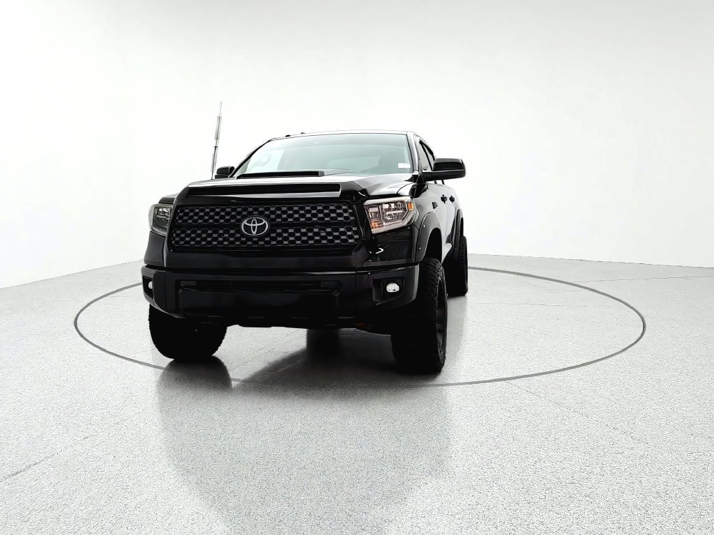 Used 2018 Toyota Tundra SR5 AWD/4WD image 8