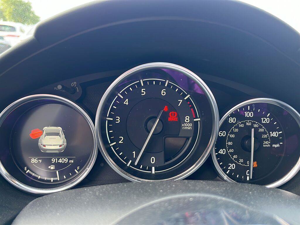 Used 2023 MAZDA MX-5 Miata Grand Touring RWD image 3