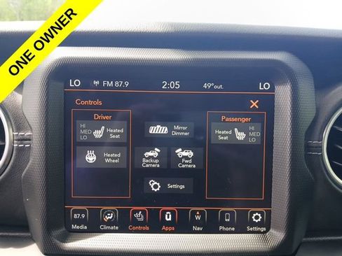 Used 2022 Jeep Wrangler Unlimited Rubicon 4xe w/ Cold Weather Group AWD/4WD image 21