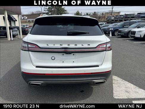 Certified 2022 Lincoln Nautilus Black Label AWD/4WD image 4