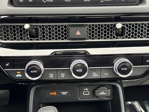 Used 2023 Honda Civic EX image 7