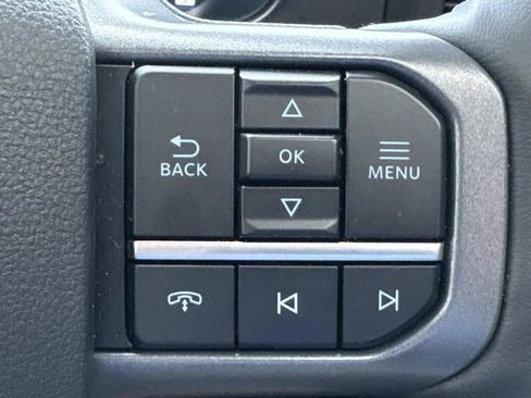 New 2026 Ford F250 Lariat w/ Black Appearance Package image 29