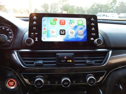 Used 2018 Honda Accord Sport image 48