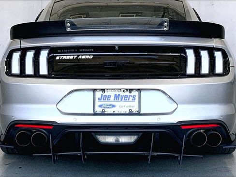 Used 2020 Ford Mustang GT Premium w/ Black Accent Package RWD image 4