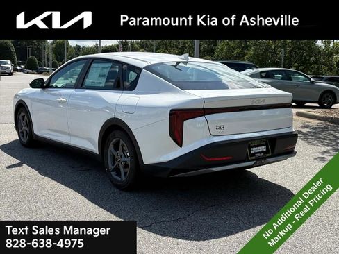 New 2026 Kia K4 FWD image 4
