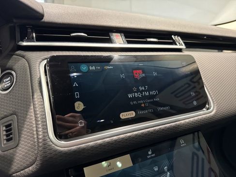 Used 2021 Land Rover Range Rover Velar S image 20