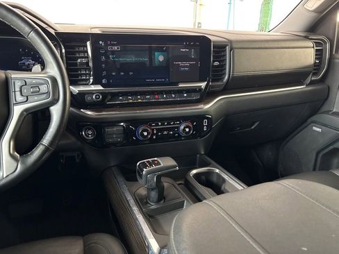 Used 2023 Chevrolet Silverado 1500 LT Trail Boss w/ Convenience Package II image 25