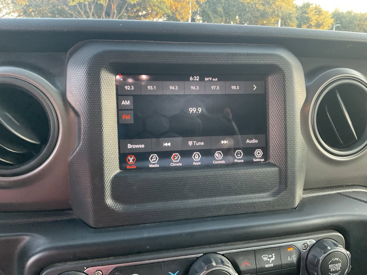 Used 2022 Jeep Wrangler Unlimited Sport AWD/4WD image 28