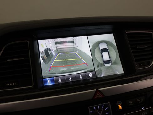 Used 2019 Genesis G80 3.3T Sport RWD image 35