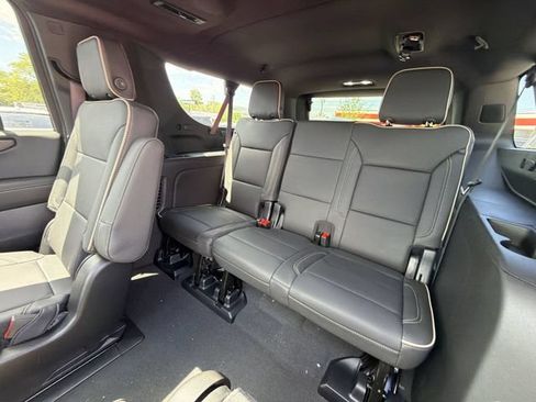 New 2026 GMC Yukon XL Elevation w/ Elevation Premium Package AWD/4WD image 18