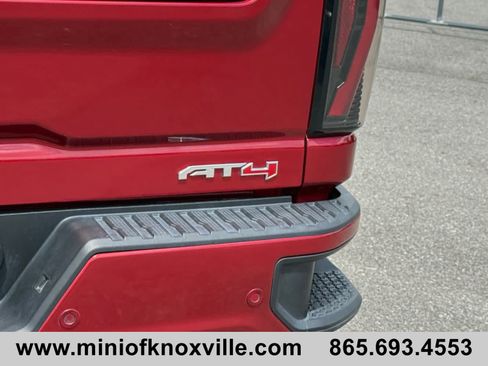Used 2024 GMC Sierra 2500 AT4 w/ AT4 Premium Plus Package AWD/4WD image 12