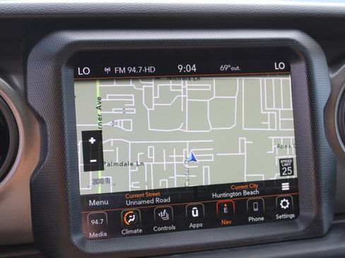 Used 2023 Jeep Wrangler Unlimited Sport AWD/4WD image 35