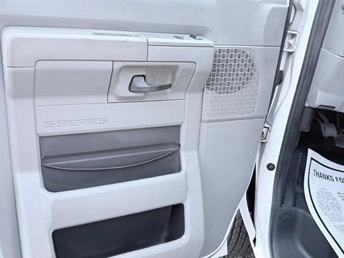 Used 2012 Ford E-250 and Econoline 250 w/ Commercial Cargo Van Pkg RWD image 34