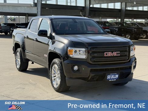 Used 2018 GMC Canyon All Terrain w/ Trailering Package AWD/4WD image 2