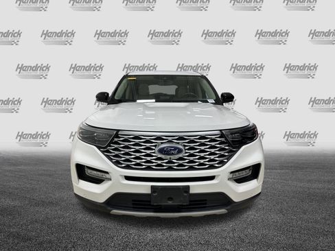 Used 2020 Ford Explorer Platinum w/ Premium Technology Package image 3