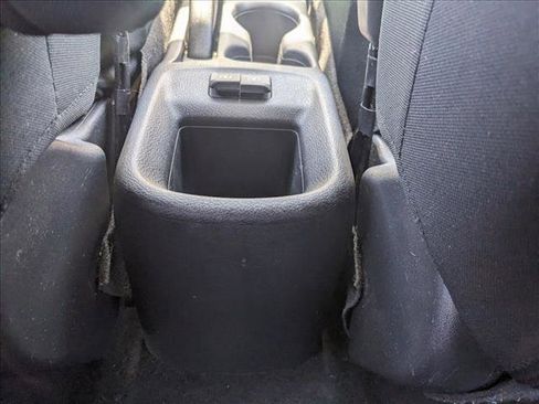 Used 2019 Nissan Kicks SV image 17