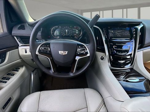 Used 2017 Cadillac Escalade Premium Luxury w/ LPO, Radiant Package image 8