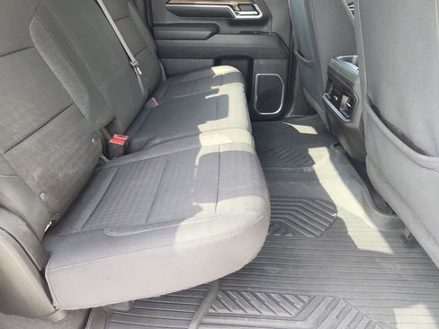 Used 2024 Chevrolet Silverado 2500 LT AWD/4WD image 25