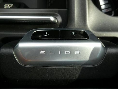 Certified 2025 Ford Expedition Tremor image 34