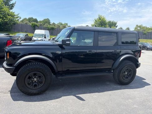 Used 2024 Ford Bronco Wildtrak AWD/4WD image 3
