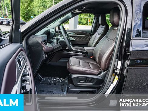 Used 2026 Ford Explorer Platinum w/ LUX Leather Package AWD/4WD image 18