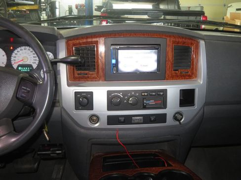 Used 2006 Dodge Ram 2500 Truck Laramie AWD/4WD image 39