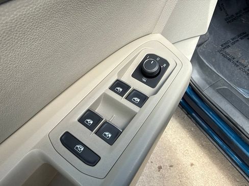 Used 2018 Volkswagen Atlas SE FWD image 11