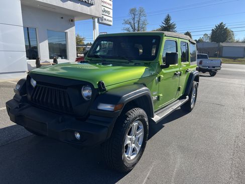 Used 2019 Jeep Wrangler Unlimited Sport S image 6