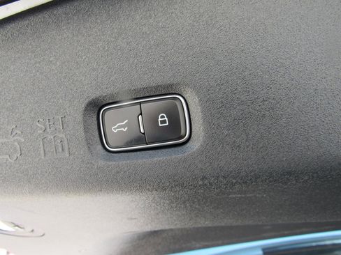 Used 2025 Ford Expedition Max Platinum AWD/4WD image 46